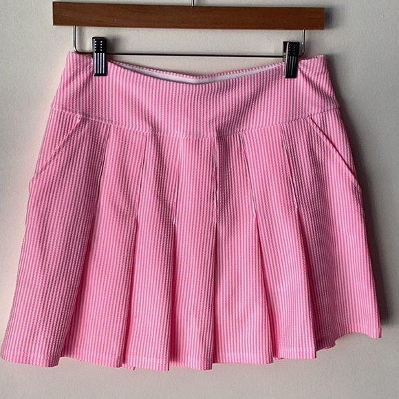 Lilly Pulitzer Priska Skort Performance Seersucker in Havana Pink - Picture 5 of 10